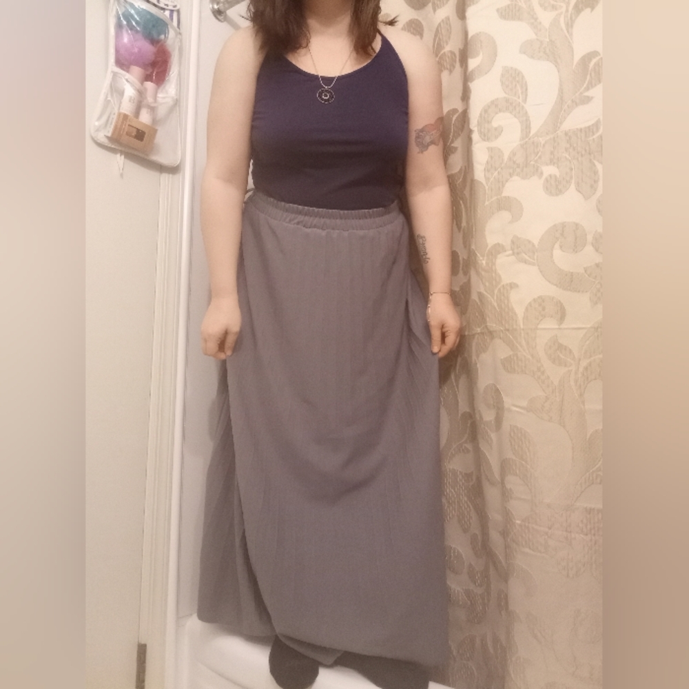 Shein long grey skirt ~ new